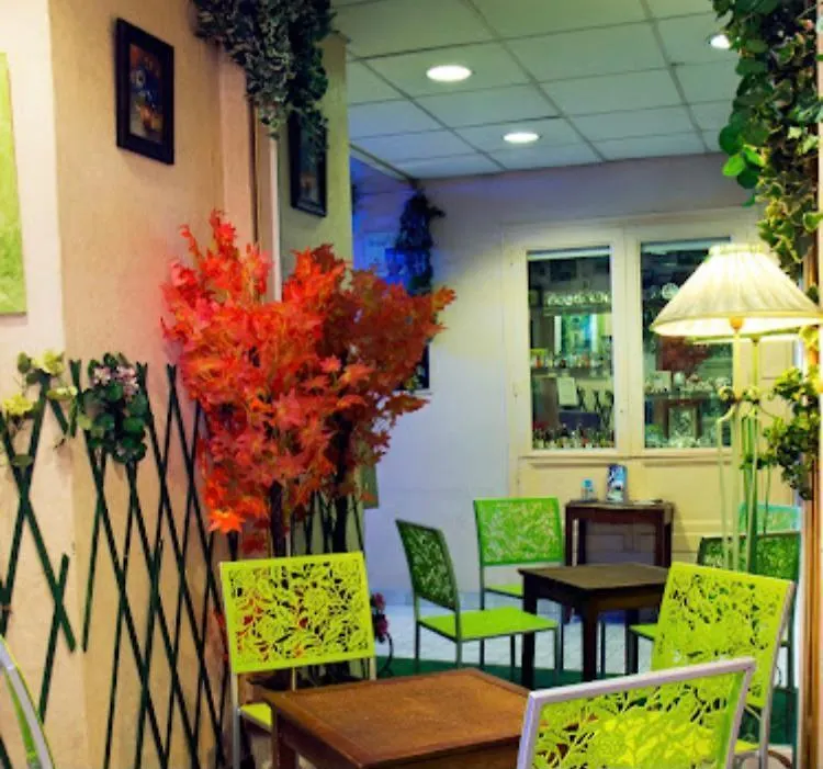 Notre Dame Auxiliatrice Hotel Lourdes 2*,  France